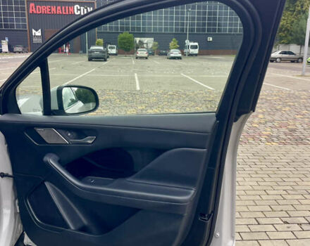Ягуар I-Pace 2021 в Луцке на Automoto.ua Серый Ягуар I-Pace, объемом двигателя 0 л и пробегом 79 тыс. км за 31500 $, фото 38 на Automoto.ua
