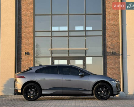 Серый Ягуар I-Pace, объемом двигателя 0 л и пробегом 89 тыс. км за 29300 $, фото 11 на Automoto.ua