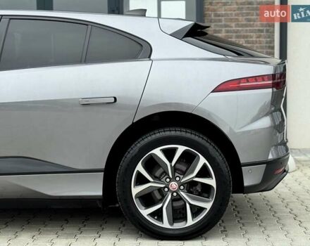 Серый Ягуар I-Pace, объемом двигателя 0 л и пробегом 91 тыс. км за 28900 $, фото 32 на Automoto.ua
