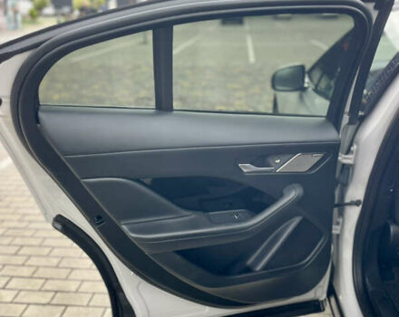 Ягуар I-Pace 2021 в Луцке на Automoto.ua Серый Ягуар I-Pace, объемом двигателя 0 л и пробегом 79 тыс. км за 31500 $, фото 56 на Automoto.ua