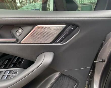 Серый Ягуар I-Pace, объемом двигателя 0 л и пробегом 13 тыс. км за 44990 $, фото 6 на Automoto.ua
