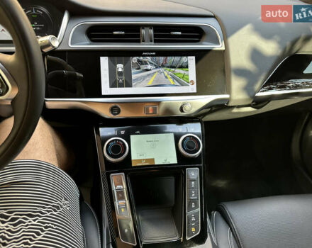 Серый Ягуар I-Pace, объемом двигателя 0 л и пробегом 88 тыс. км за 36900 $, фото 31 на Automoto.ua