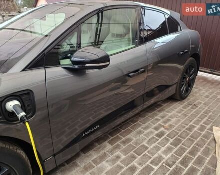 Серый Ягуар I-Pace, объемом двигателя 0 л и пробегом 135 тыс. км за 20000 $, фото 1 на Automoto.ua