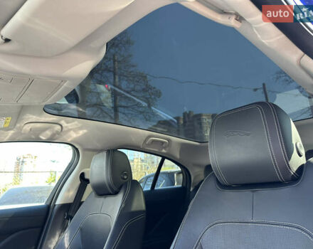 Синий Ягуар I-Pace, объемом двигателя 0 л и пробегом 31 тыс. км за 31500 $, фото 27 на Automoto.ua