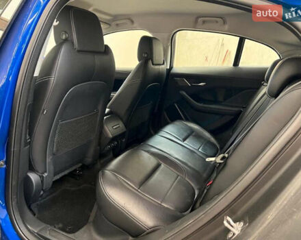 Синий Ягуар I-Pace, объемом двигателя 0 л и пробегом 65 тыс. км за 39000 $, фото 16 на Automoto.ua