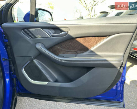 Синий Ягуар I-Pace, объемом двигателя 0 л и пробегом 31 тыс. км за 31500 $, фото 50 на Automoto.ua