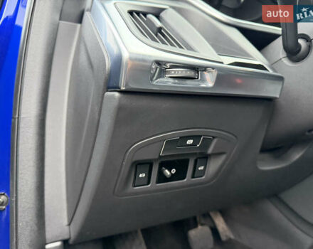 Синий Ягуар I-Pace, объемом двигателя 0 л и пробегом 77 тыс. км за 19900 $, фото 28 на Automoto.ua