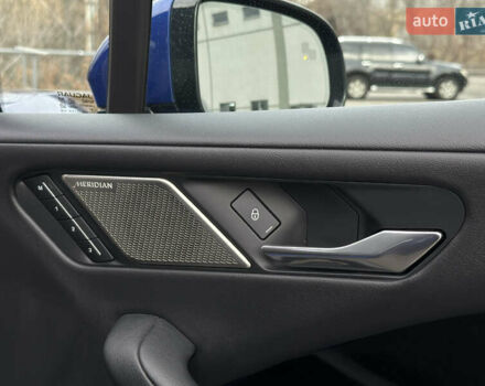 Синий Ягуар I-Pace, объемом двигателя 0 л и пробегом 124 тыс. км за 22499 $, фото 58 на Automoto.ua