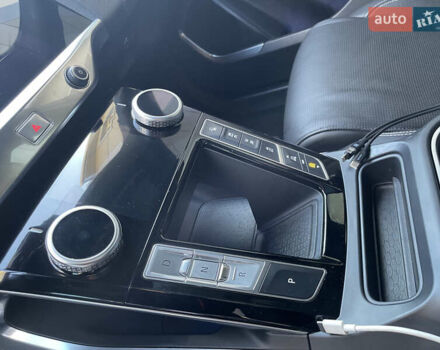 Синий Ягуар I-Pace, объемом двигателя 0 л и пробегом 95 тыс. км за 34900 $, фото 52 на Automoto.ua