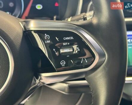 Синий Ягуар I-Pace, объемом двигателя 0 л и пробегом 68 тыс. км за 31900 $, фото 25 на Automoto.ua