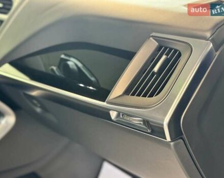 Синий Ягуар I-Pace, объемом двигателя 0 л и пробегом 68 тыс. км за 31900 $, фото 37 на Automoto.ua