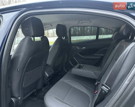 Синій Ягуар I-Pace, об'ємом двигуна 0 л та пробігом 118 тис. км за 24674 $, фото 19 на Automoto.ua