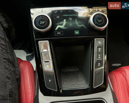 Ягуар I-Pace 2020 в Киеве на Automoto.ua Синий Ягуар I-Pace, объемом двигателя 0 л и пробегом 62 тыс. км за 28900 $, фото 47 на Automoto.ua