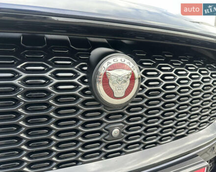 Синій Ягуар I-Pace, об'ємом двигуна 0 л та пробігом 118 тис. км за 24674 $, фото 36 на Automoto.ua