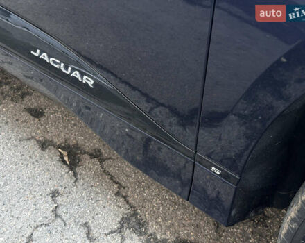 Синий Ягуар I-Pace, объемом двигателя 0 л и пробегом 117 тыс. км за 23500 $, фото 28 на Automoto.ua