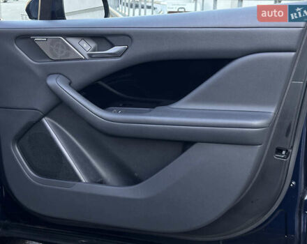 Синий Ягуар I-Pace, объемом двигателя 0 л и пробегом 117 тыс. км за 23500 $, фото 47 на Automoto.ua