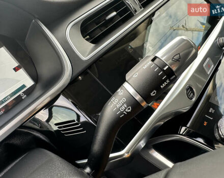 Синій Ягуар I-Pace, об'ємом двигуна 0 л та пробігом 118 тис. км за 24674 $, фото 48 на Automoto.ua