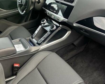 Синий Ягуар I-Pace, объемом двигателя 0 л и пробегом 92 тыс. км за 27299 $, фото 13 на Automoto.ua