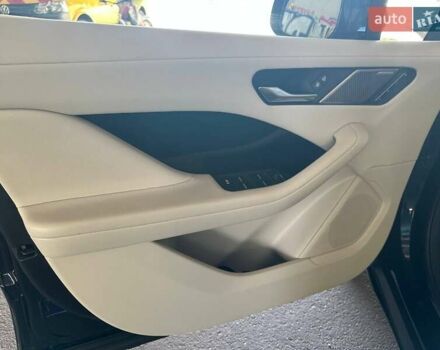 Синий Ягуар I-Pace, объемом двигателя 0 л и пробегом 82 тыс. км за 33900 $, фото 26 на Automoto.ua