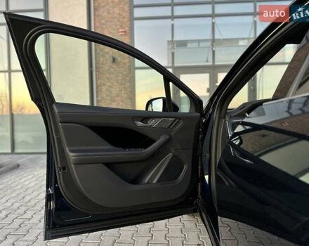 Синий Ягуар I-Pace, объемом двигателя 0 л и пробегом 81 тыс. км за 29500 $, фото 43 на Automoto.ua