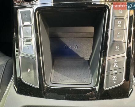 Синий Ягуар I-Pace, объемом двигателя 0 л и пробегом 69 тыс. км за 38900 $, фото 31 на Automoto.ua