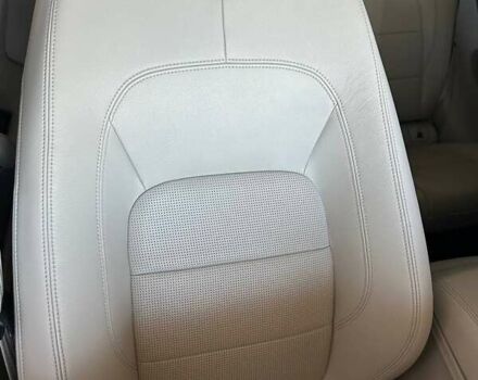 Синий Ягуар I-Pace, объемом двигателя 0 л и пробегом 82 тыс. км за 33900 $, фото 12 на Automoto.ua