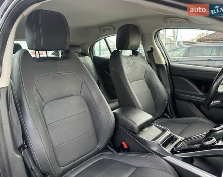 Синій Ягуар I-Pace, об'ємом двигуна 0 л та пробігом 118 тис. км за 23992 $, фото 31 на Automoto.ua