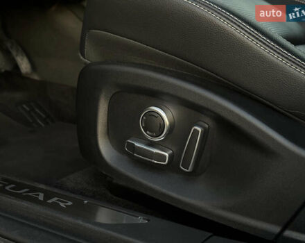 Синий Ягуар I-Pace, объемом двигателя 0 л и пробегом 81 тыс. км за 29500 $, фото 48 на Automoto.ua