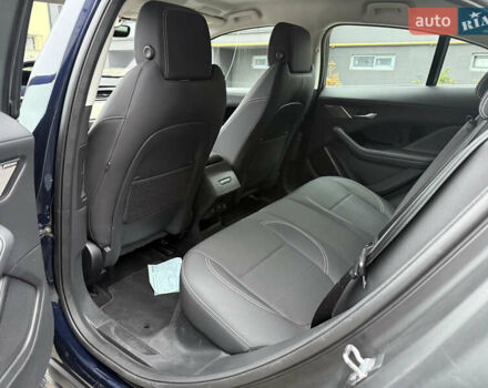 Синий Ягуар I-Pace, объемом двигателя 0 л и пробегом 137 тыс. км за 27500 $, фото 23 на Automoto.ua