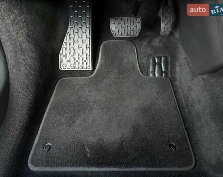 Ягуар I-Pace 2021 в Тернополе на Automoto.ua Синий Ягуар I-Pace, объемом двигателя 0 л и пробегом 90 тыс. км за 25900 $, фото 41 на Automoto.ua