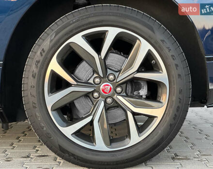 Синий Ягуар I-Pace, объемом двигателя 0 л и пробегом 81 тыс. км за 29500 $, фото 35 на Automoto.ua