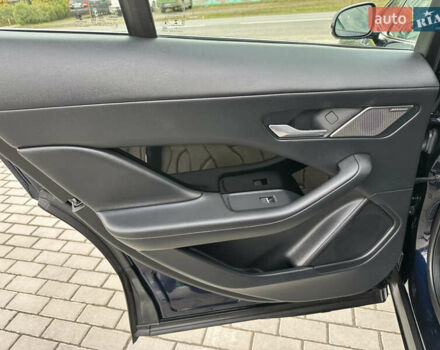 Синій Ягуар I-Pace, об'ємом двигуна 0 л та пробігом 118 тис. км за 23992 $, фото 43 на Automoto.ua