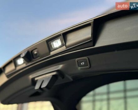 Синий Ягуар I-Pace, объемом двигателя 0 л и пробегом 81 тыс. км за 29500 $, фото 80 на Automoto.ua