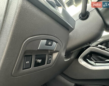 Синій Ягуар I-Pace, об'ємом двигуна 0 л та пробігом 118 тис. км за 23992 $, фото 26 на Automoto.ua