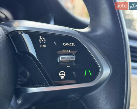 Синий Ягуар I-Pace, объемом двигателя 0 л и пробегом 90 тыс. км за 24300 $, фото 42 на Automoto.ua