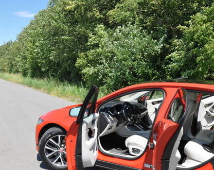 Помаранчевий Ягуар I-Pace, об'ємом двигуна 0 л та пробігом 42 тис. км за 26999 $, фото 17 на Automoto.ua