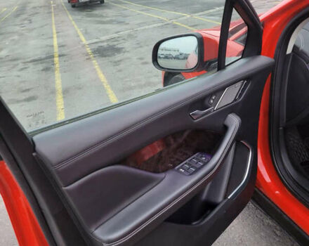 Оранжевый Ягуар I-Pace, объемом двигателя 0 л и пробегом 37 тыс. км за 42000 $, фото 6 на Automoto.ua