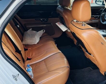 Белый Ягуар XJL, объемом двигателя 3 л и пробегом 133 тыс. км за 21000 $, фото 6 на Automoto.ua