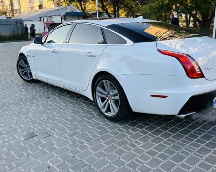 Белый Ягуар XJL, объемом двигателя 3 л и пробегом 133 тыс. км за 21000 $, фото 4 на Automoto.ua
