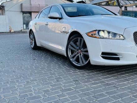 Белый Ягуар XJL, объемом двигателя 3 л и пробегом 133 тыс. км за 21000 $, фото 1 на Automoto.ua