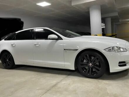 Ягуар XJL 2015 у Києві на Automoto.ua Білий Ягуар XJL, об'ємом двигуна 0 л та пробігом 1 тис. км за 43444 $, фото 1 на Automoto.ua