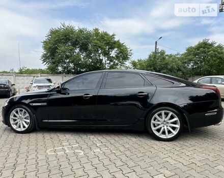 Черный Ягуар XJL, объемом двигателя 5 л и пробегом 174 тыс. км за 16300 $, фото 11 на Automoto.ua