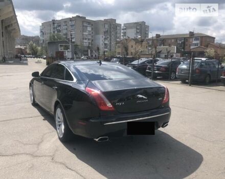 Черный Ягуар XJL, объемом двигателя 3 л и пробегом 110 тыс. км за 20900 $, фото 3 на Automoto.ua