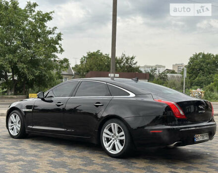 Черный Ягуар XJL, объемом двигателя 3 л и пробегом 170 тыс. км за 24500 $, фото 58 на Automoto.ua