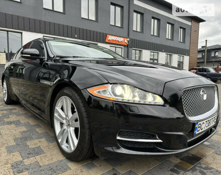 Черный Ягуар XJL, объемом двигателя 3 л и пробегом 170 тыс. км за 24500 $, фото 52 на Automoto.ua