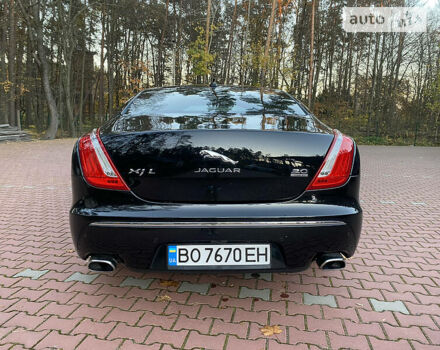 Черный Ягуар XJL, объемом двигателя 3 л и пробегом 137 тыс. км за 23000 $, фото 7 на Automoto.ua