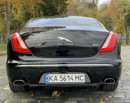 Ягуар XJL 2015 в Киеве на Automoto.ua Черный Ягуар XJL, объемом двигателя 3 л и пробегом 87 тыс. км за 28500 $, фото 7 на Automoto.ua