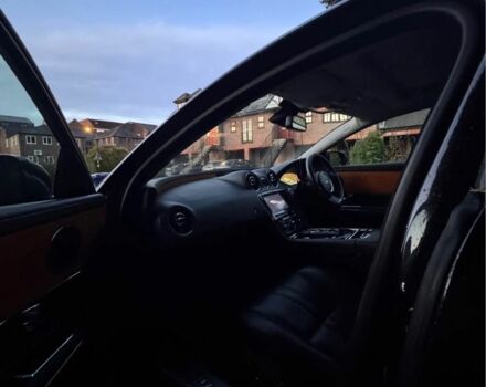 Черный Ягуар XJL, объемом двигателя 3 л и пробегом 2 тыс. км за 10500 $, фото 17 на Automoto.ua