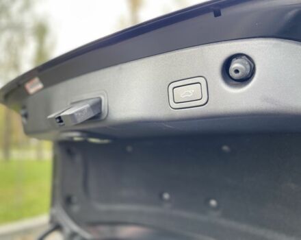 Ягуар XJL 2015 в Киеве на Automoto.ua Черный Ягуар XJL, объемом двигателя 3 л и пробегом 87 тыс. км за 28500 $, фото 23 на Automoto.ua