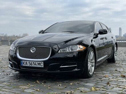 Черный Ягуар XJL, объемом двигателя 3 л и пробегом 87 тыс. км за 25000 $, фото 1 на Automoto.ua